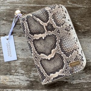 Travel Jewelry Case By Stephanie Johnson